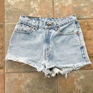 Vintage high-waisted cut-off Levi’s shorts. Great condition.